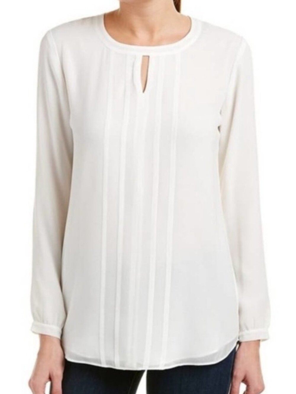Cabi Style# 3150 Entice White Blouse Keyhole Neckline And Pleated Front Detail